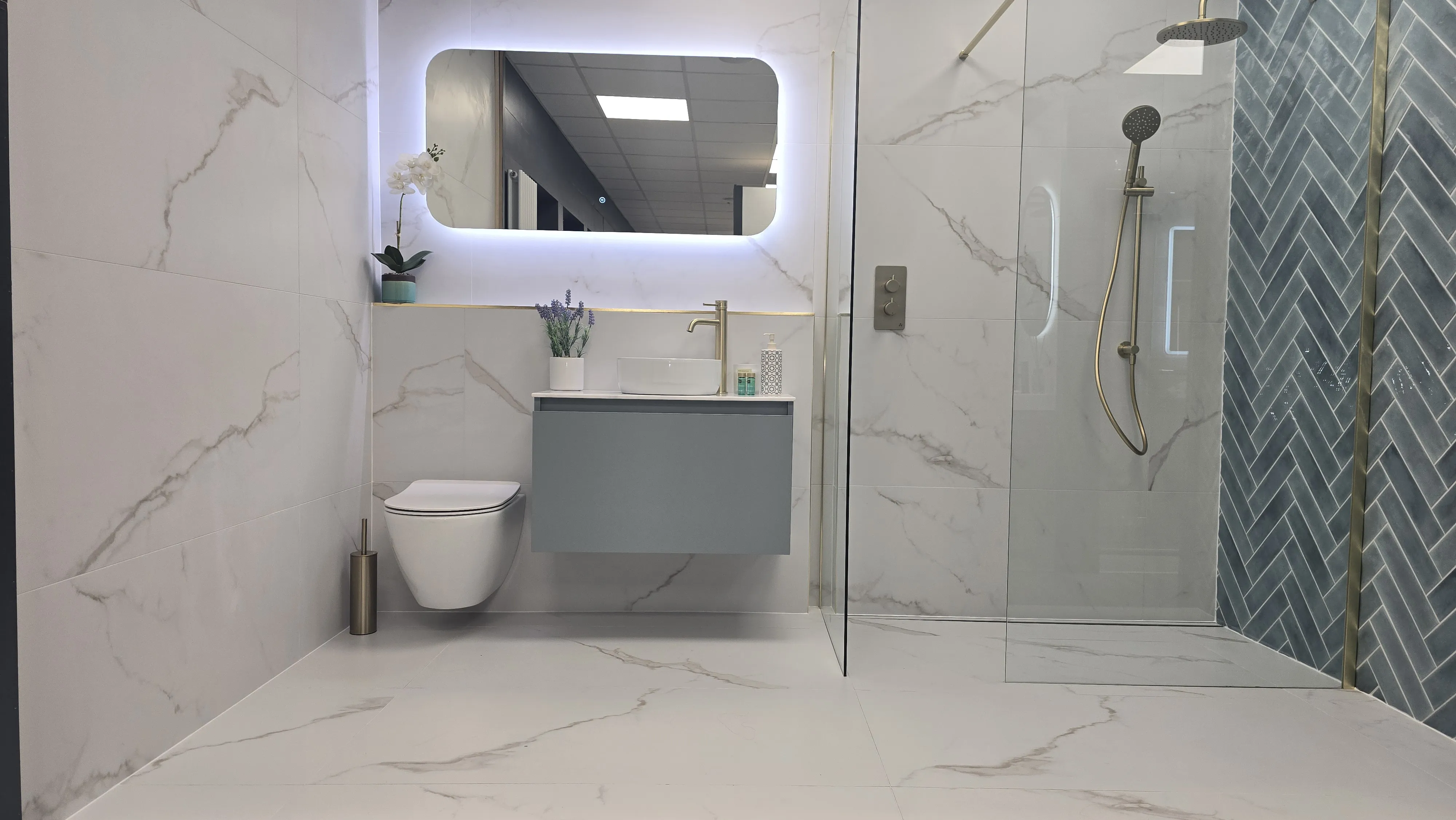 Marble & Brushed Brass Wet Room